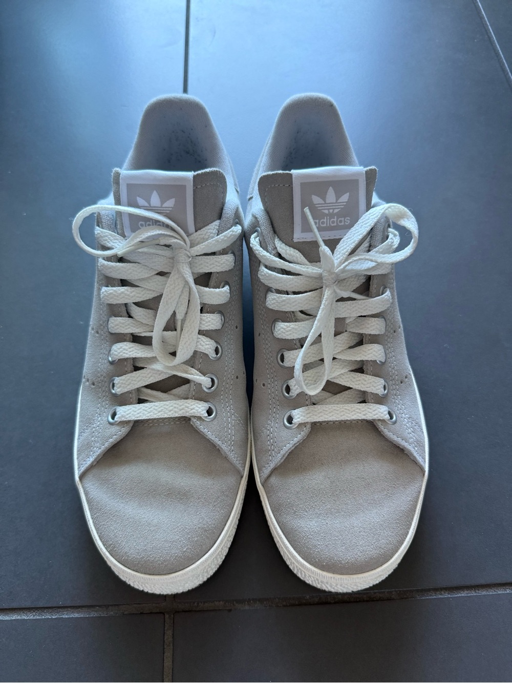 adidas Grey Suede Sneakers - Stan Smith CS